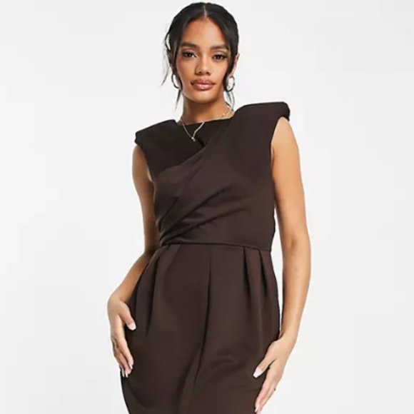 ASOS DESIGN Tucked Midi Pencil Dress with Shoulder Pads in Chocolate - Picture 6 of 6